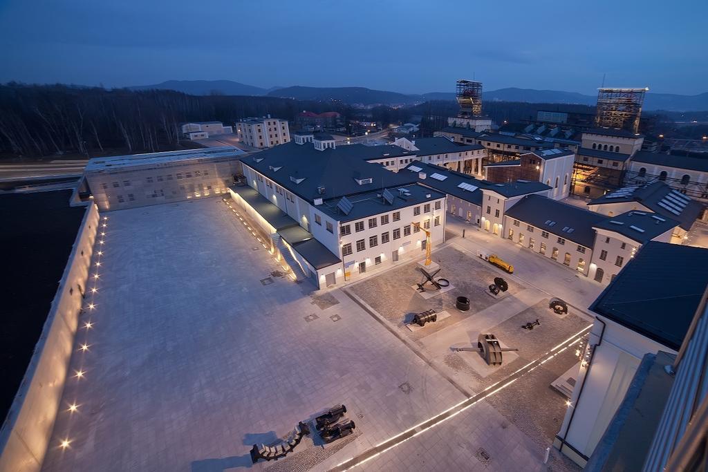 Pokoje Goscinne Stara Kopalnia Wałbrzych Buitenkant foto