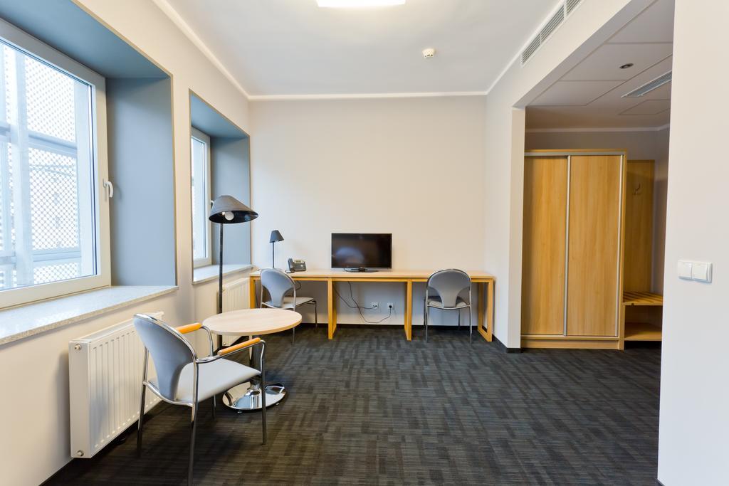 Pokoje Goscinne Stara Kopalnia Wałbrzych Kamer foto